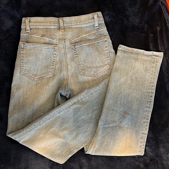 Reformation Claudia Jean - Picture 2 of 4